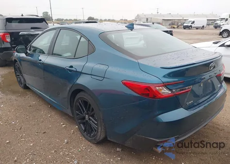 2025 Toyota Camry Xse/Xle/Le/Se z USA, uszkodzony, nr VIN 4T1DAACK3SU039528